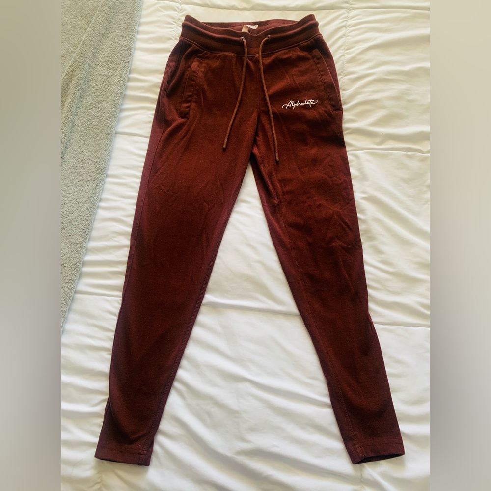 Alphalete essential jogger, XS, burgundy